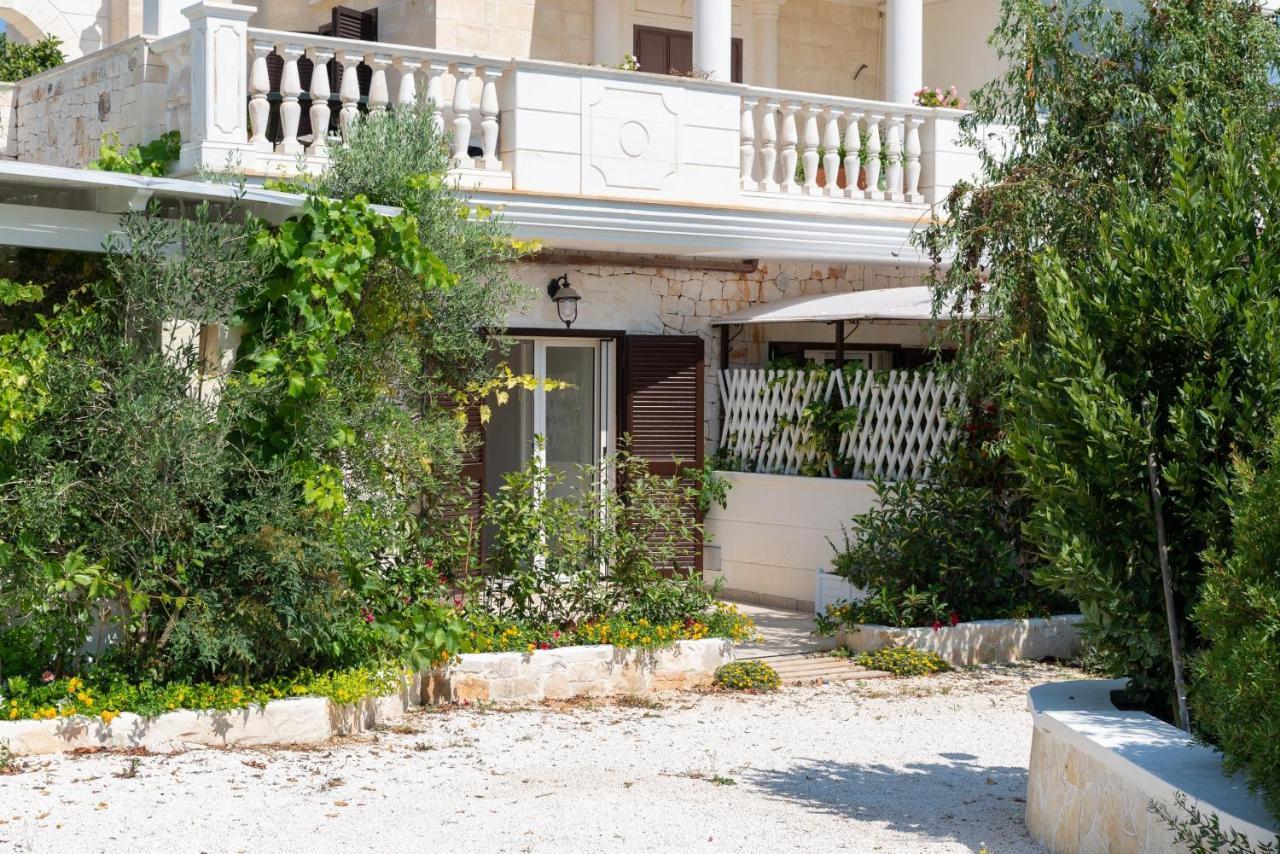Appartamento Gardenia In Villa Mariella ออสตูนี ภายนอก รูปภาพ