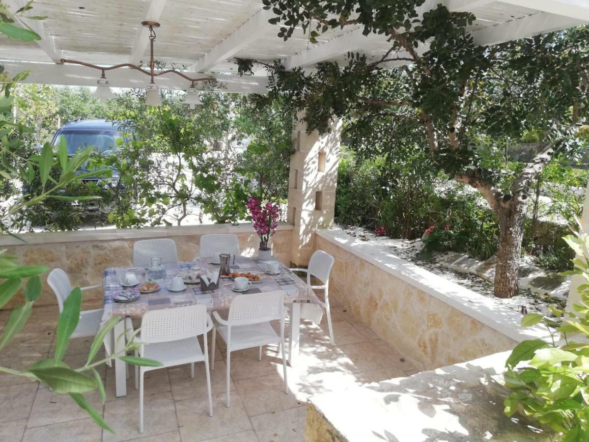 Appartamento Gardenia In Villa Mariella ออสตูนี ภายนอก รูปภาพ